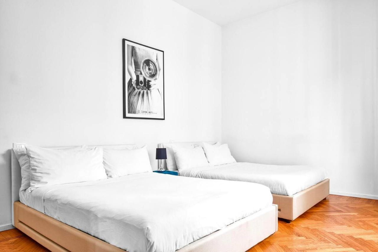 3 Bedrooms Apartment Мілан Екстер'єр фото